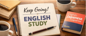 英語学習ログ用の机上風景、ノートとペンとコーヒー